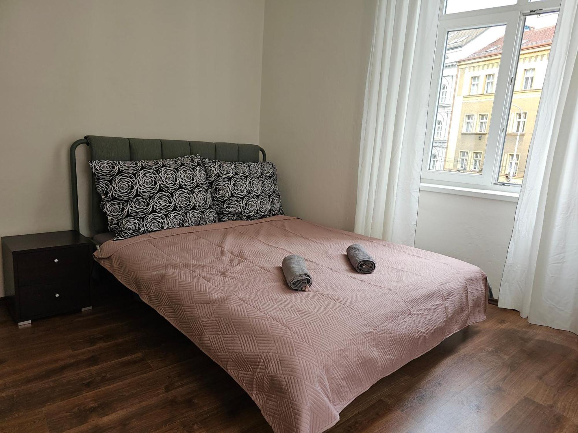 Apartments Zizkov 2C Прага Экстерьер фото